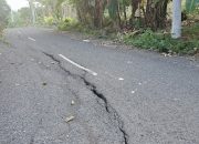 Miris ! Proyek Jalan PT Hasten di Soppeng Baru 3 Tahun Sudah Hancur, Warga: Aspal Mengelupas Sepanjang 1 KM